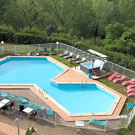 Le Neoulous Otel 2*