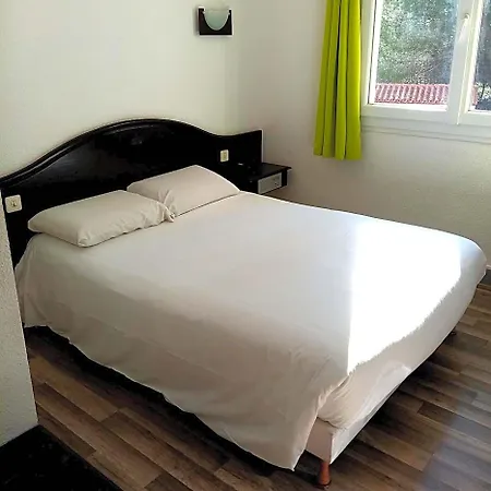 Le Neoulous Hotel Le Boulou