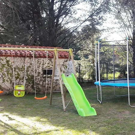 Le Neoulous 2*