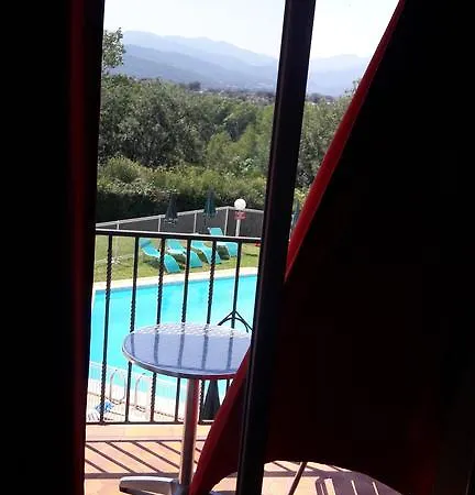 Le Neoulous Ξενοδοχείο Le Boulou