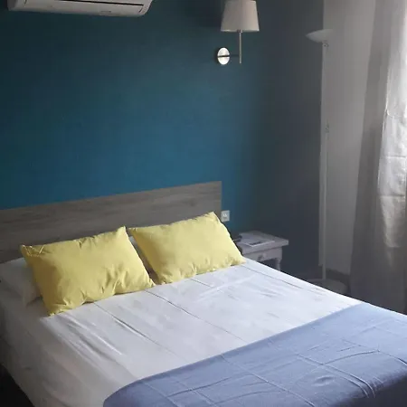 Le Neoulous Hotel